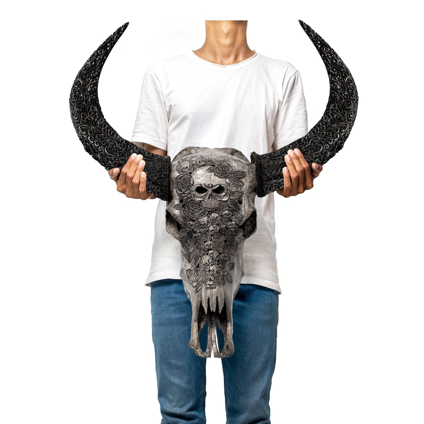 Hand-Carved Buffalo Skull | Thorn